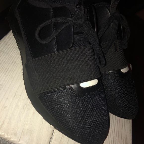Balenciaga Race Runner - Picture 3 of 3